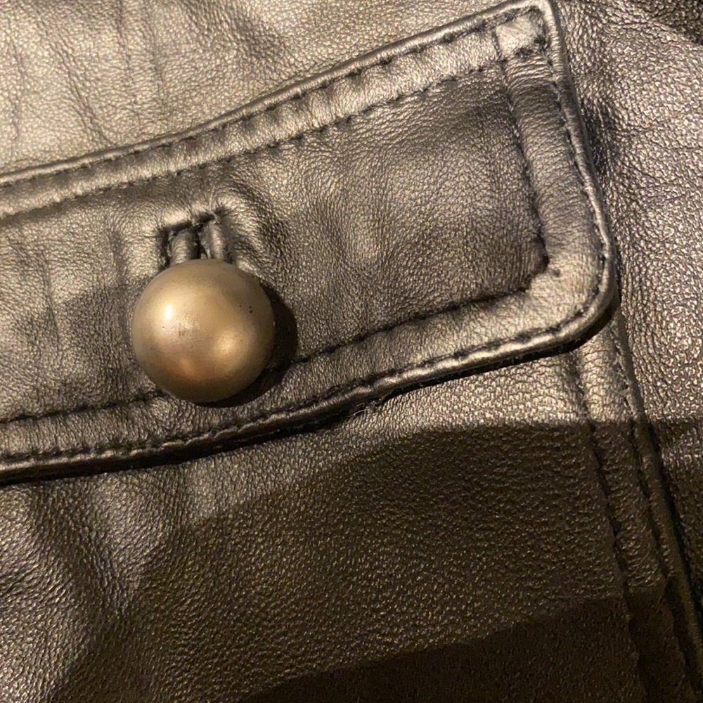 Leather jacket - Picture 8 of 8